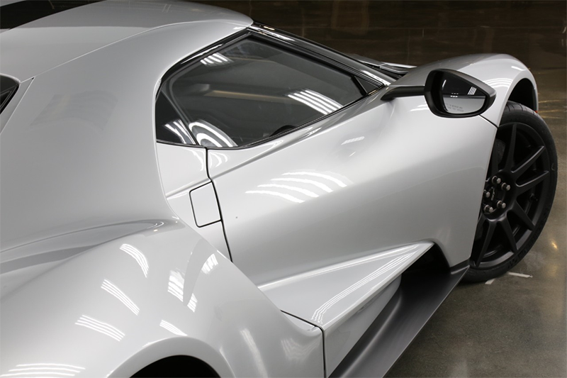Illustration for article titled The Ford GT Competition Series Looks Like A No-Frills Ferrari Killer